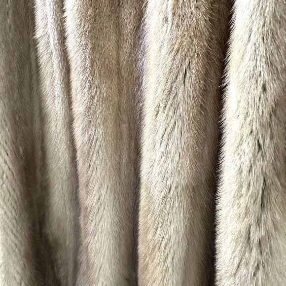 MINK COAT FULL LENGTH GENUINE VINTAGE MINK COAT From Hess’s Size Large Excellent - Picture 7 of 16
